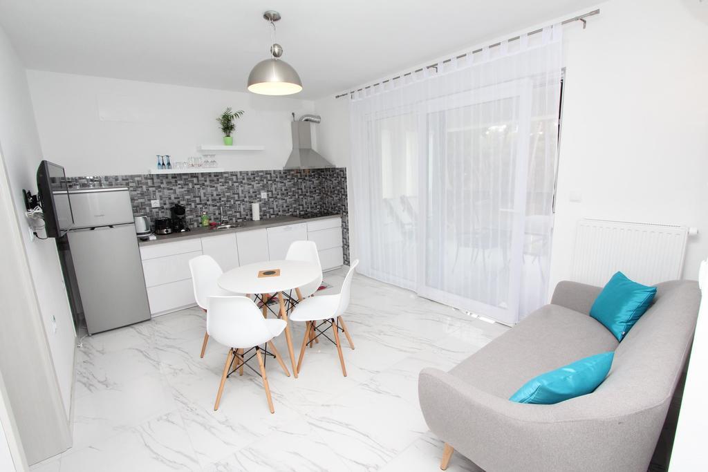 Apartment Karlo 1 Ровинь Экстерьер фото