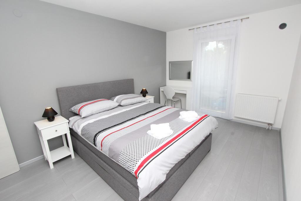 Apartment Karlo 1 Ровинь Экстерьер фото